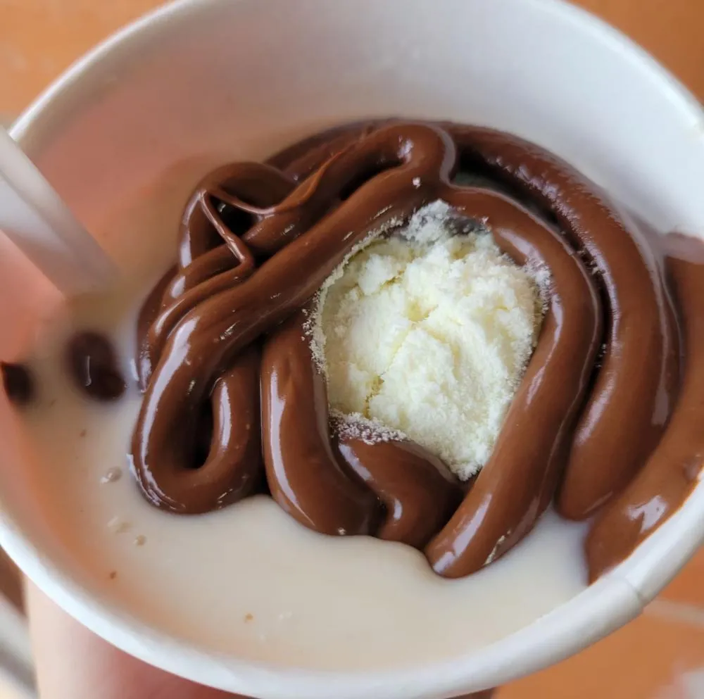 Burger King lança novo sorvete BK Mix com Leite em Pó e Nutella