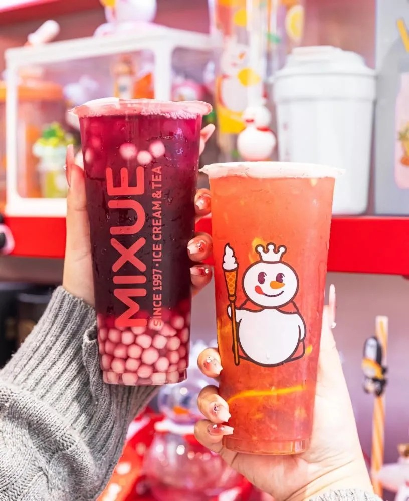 Mixue no Brasil “CHINESA QUE DESBANCOU O MCDONALD'S CHEGA AO BRASIL” 