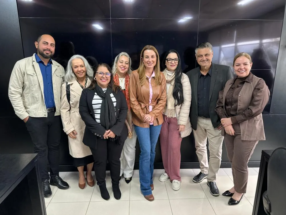 Prefeita de Camboriú, primeira-dama e secretárias de Cuiabá debatem políticas sobre autismo