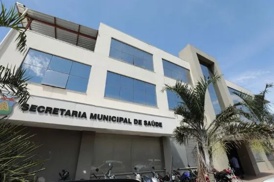 Médicos temporários seguem recebendo menos que servidores efetivos em Cuiabá