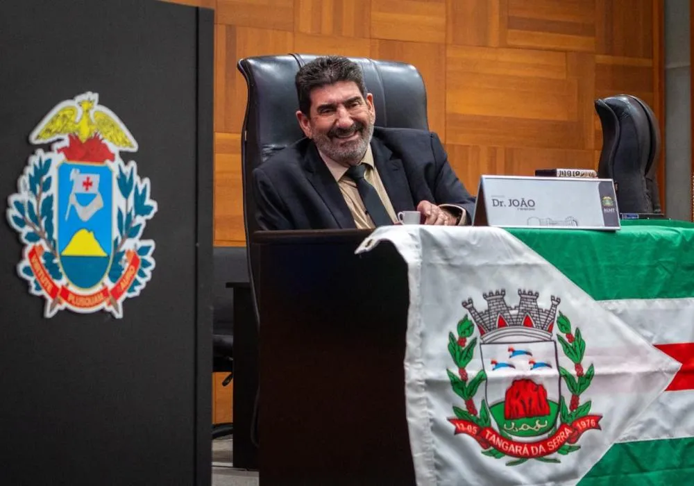  Na tribuna, Dr. João celebra 50 anos de Tangará e relembra trajetória de luta pela cidade