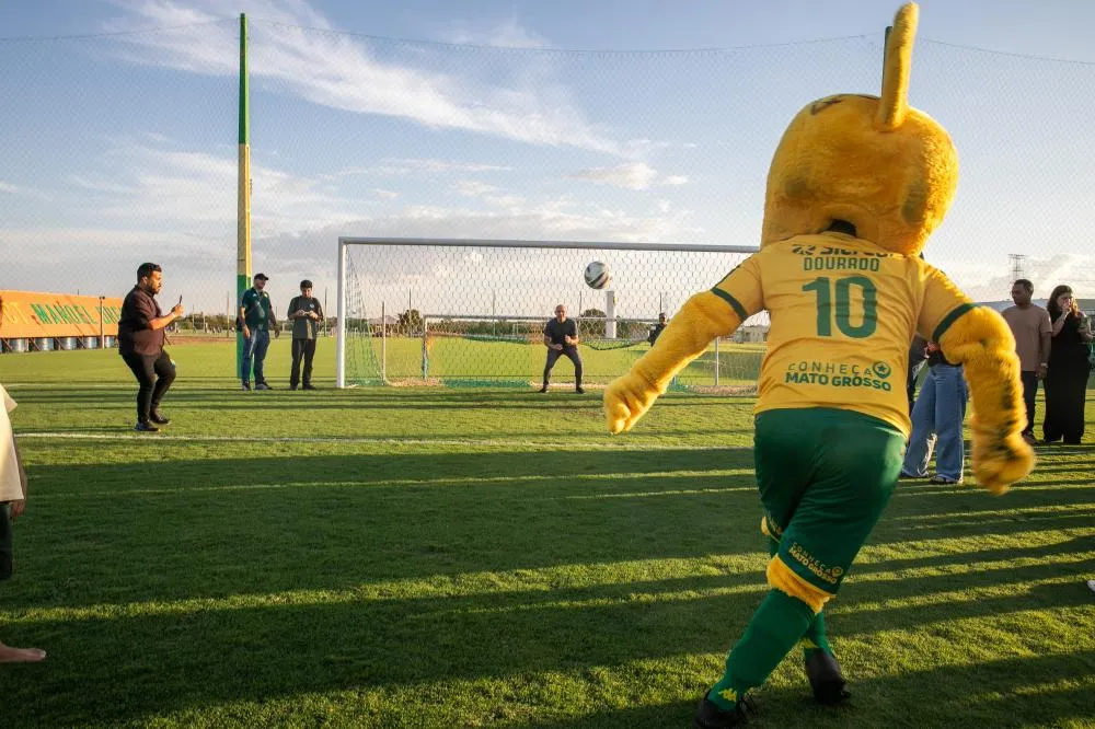 Prefeitura apresenta hoje projeto Bom de Bola, Bom de Escola com atletas que atuam no exterior