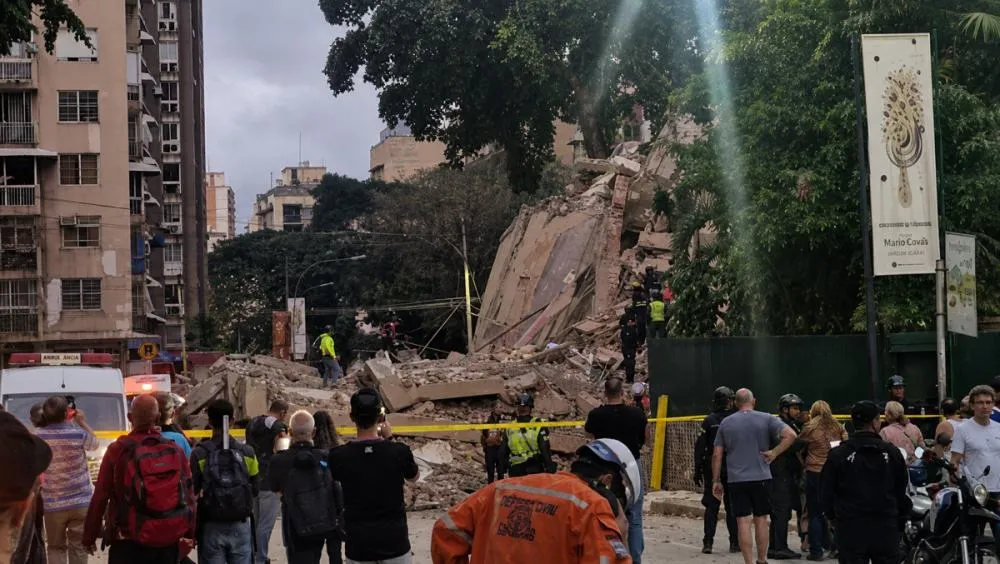 Venezuelanos em Cuiabá vivem angústia após terremoto e tentam contato com parentes no país