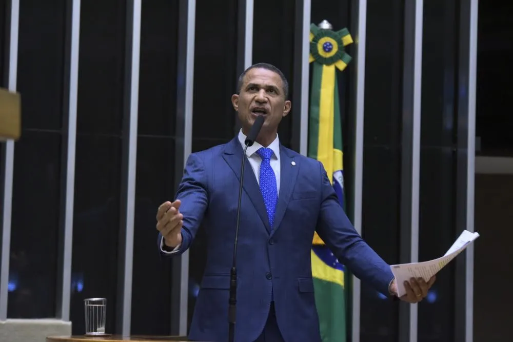 “Vai acabar a farra”, declara Coronel Assis após instalação da Comissão Especial da PEC da Maioridade Penal