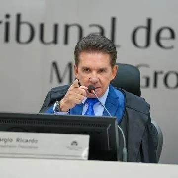 Presidente do TCE-MT é preso em operação da Polícia Federal