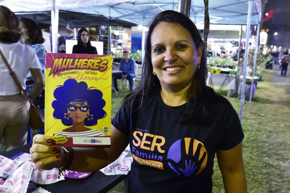 Setasc realiza ação de conscientização sobre violência contra a mulher durante 55ª Expoagro