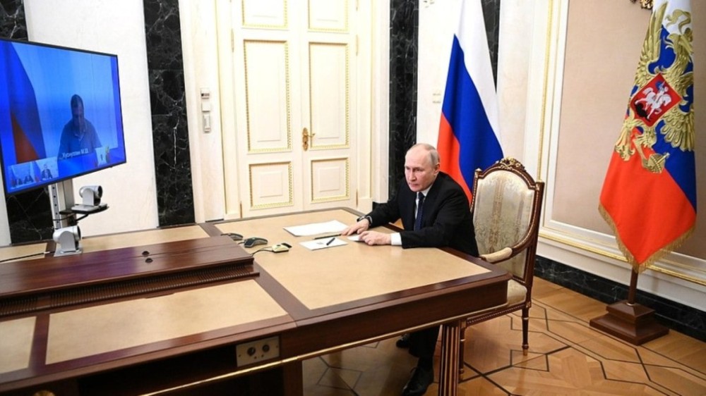 Putin diz que ataque à ponte da Crimeia foi brutal e promete resposta