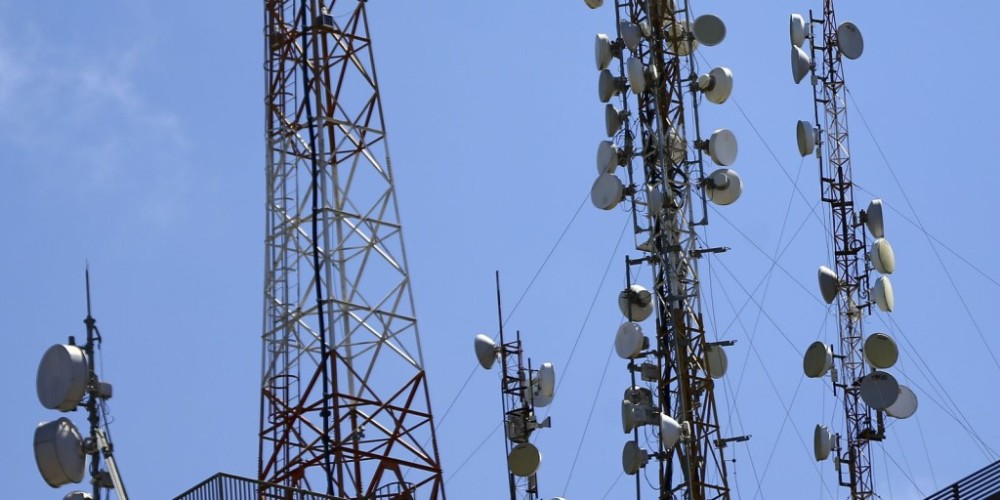 Concorrência entre telefônicas diminui após 25 anos de privatização