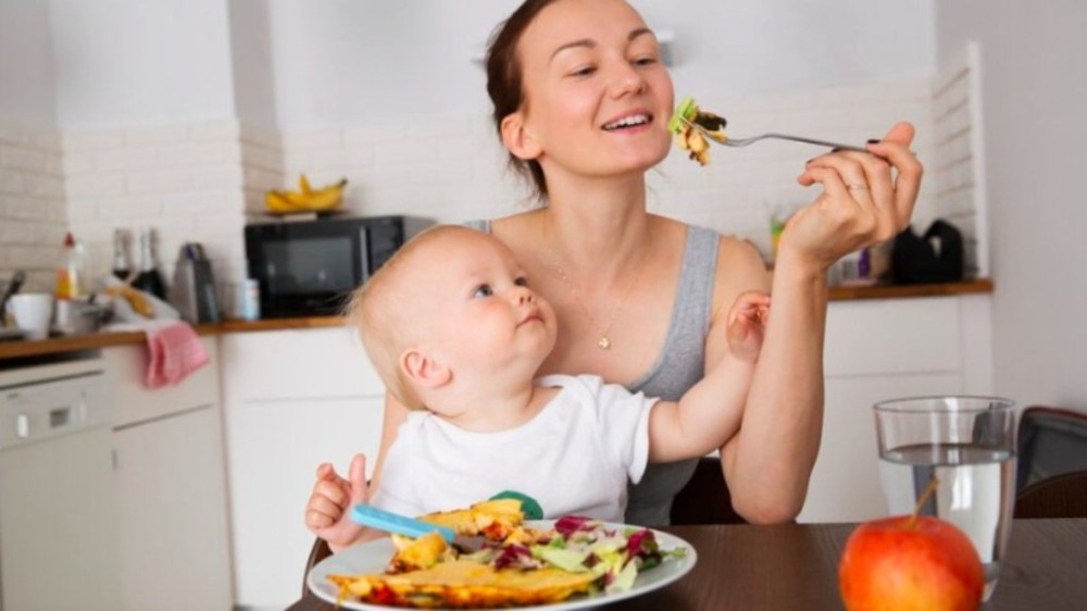 Mitos e verdades: a alimentação da mãe influencia na amamentação?