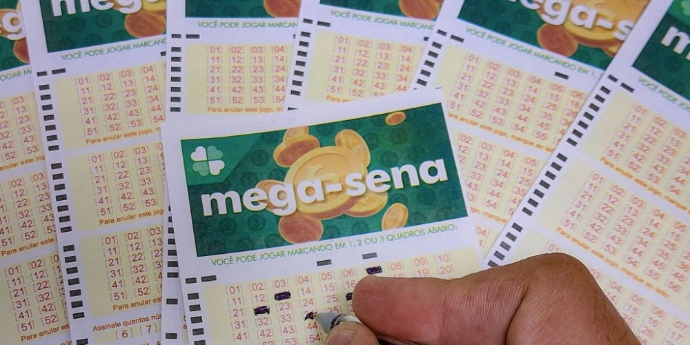 Ninguém acerta seis dezenas da Mega-Sena e prêmio vai a R$ 75 milhões