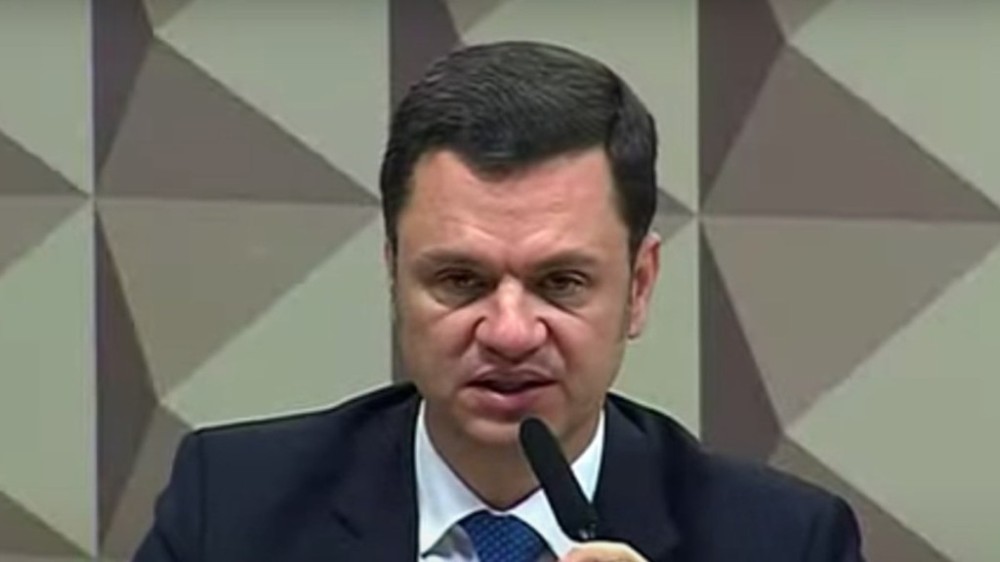 Torres diz que 8/01 foi 'lamentável' e que quer cooperar com CPMI
