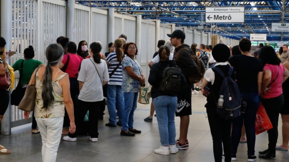 Metrô de SP: sindicato decide suspender greve desta terça (15)
