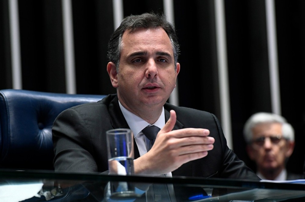 Pacheco anuncia comissão de juristas para atualizar Código Civil