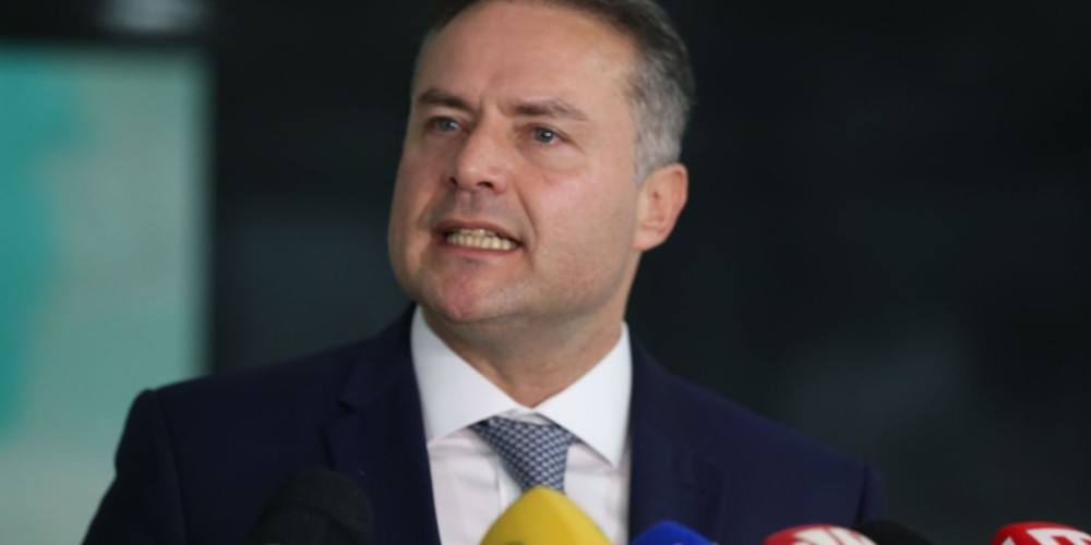 Ministro diz que Brasil quebrou amarras do teto de gastos