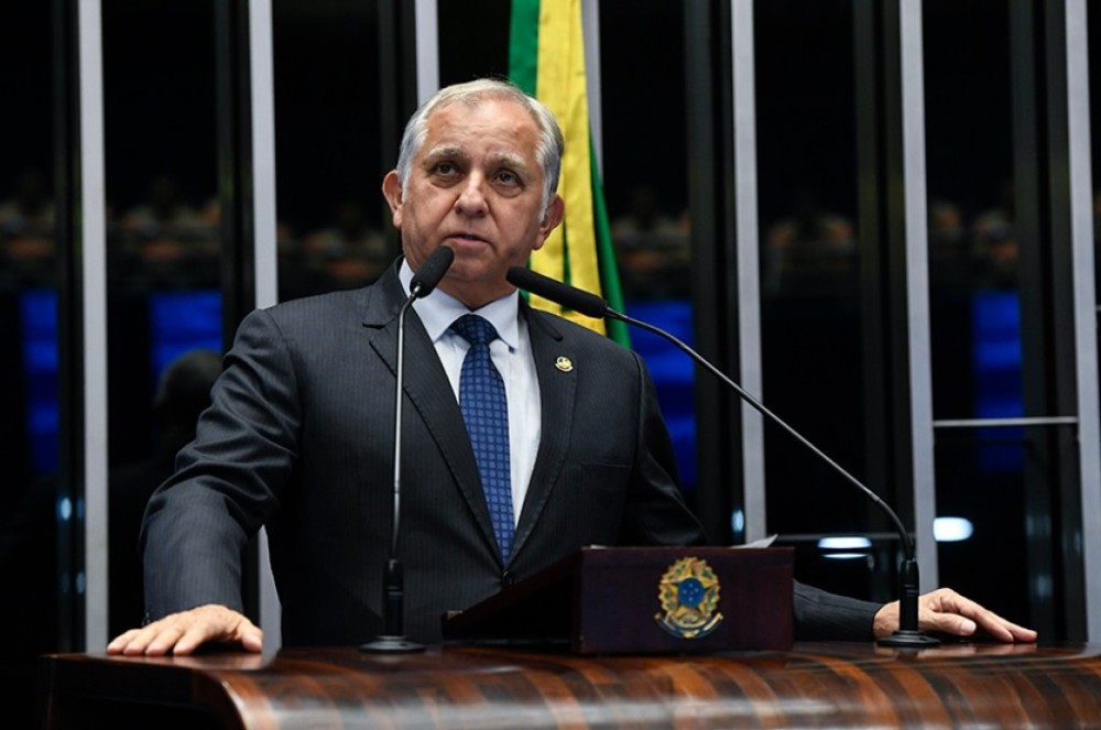 Izalci critica CPMI e comemora arcabouço sem fundo constitucional do DF