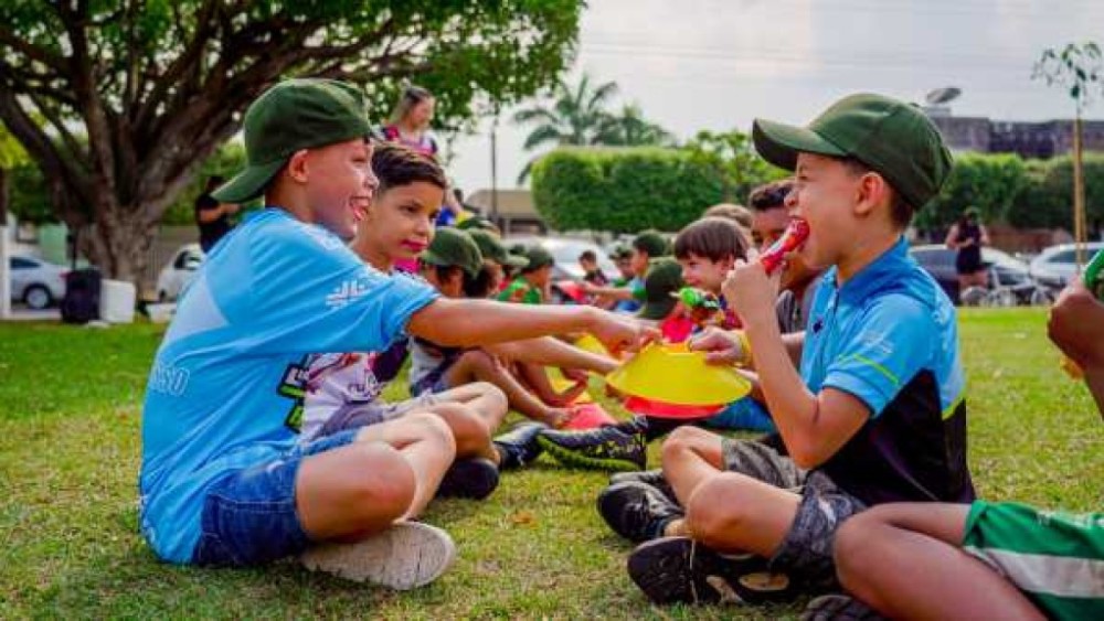 Revitalização da Praça Francisco Lucas é entregue para comunidade