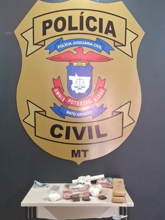 Dois são presos em flagrante pela Polícia Civil com tabletes de maconha e cocaína em Tangará da Serra