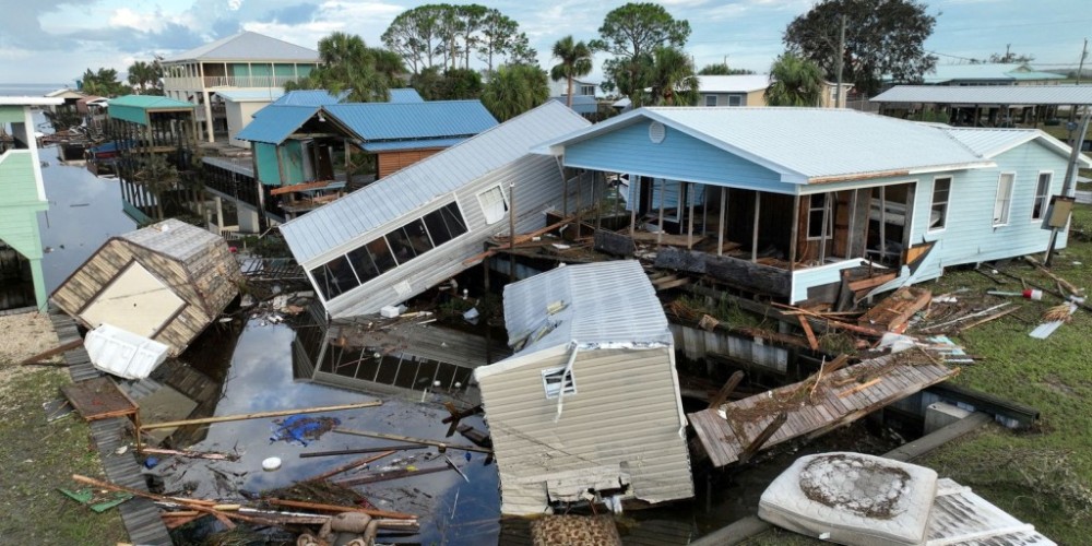 Flórida avalia danos enquanto Idalia leva chuva forte a outros estados