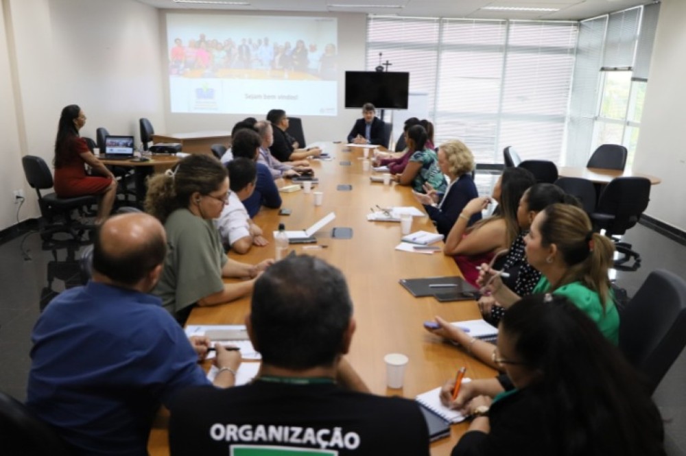 Fórum Intersetorial debate redimensionamento da rede pública de ensino