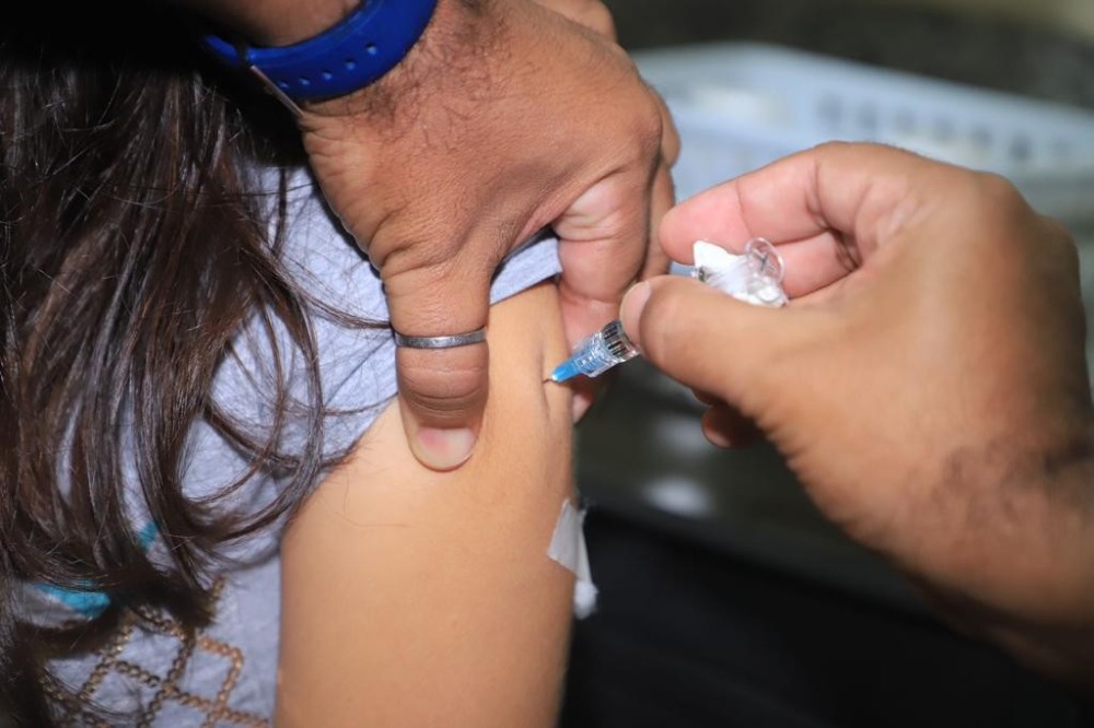 Campanha de Multivacinação atualiza caderneta e atende crianças, jovens e adultos
