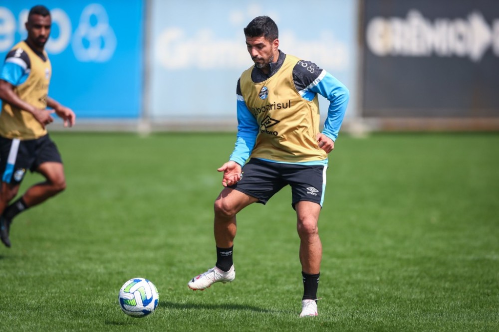 Grêmio abre semana de treinamentos com foco no Red Bull Bragantino