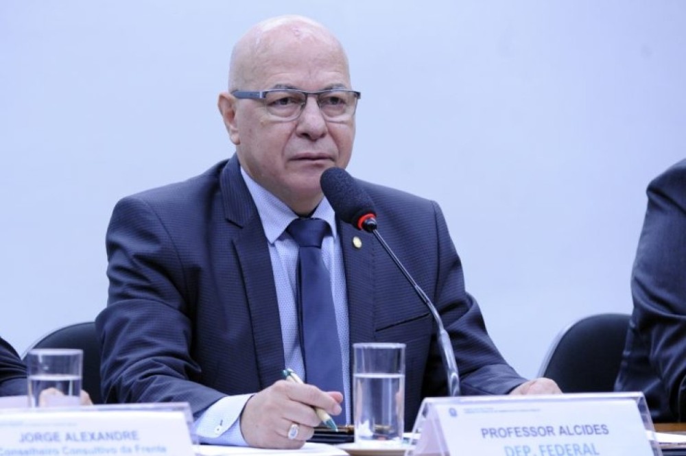 Comissão aprova projeto que prevê a promoção da igualdade de oportunidades na educação básica pública
