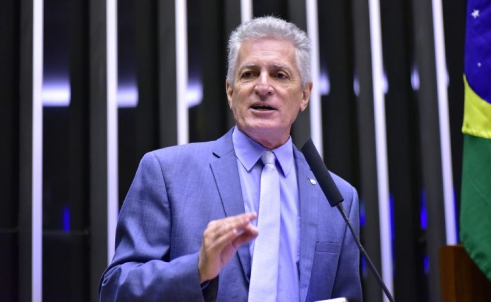 Comissão aprova projeto que assegura preferência em férias para trabalhador com deficiência