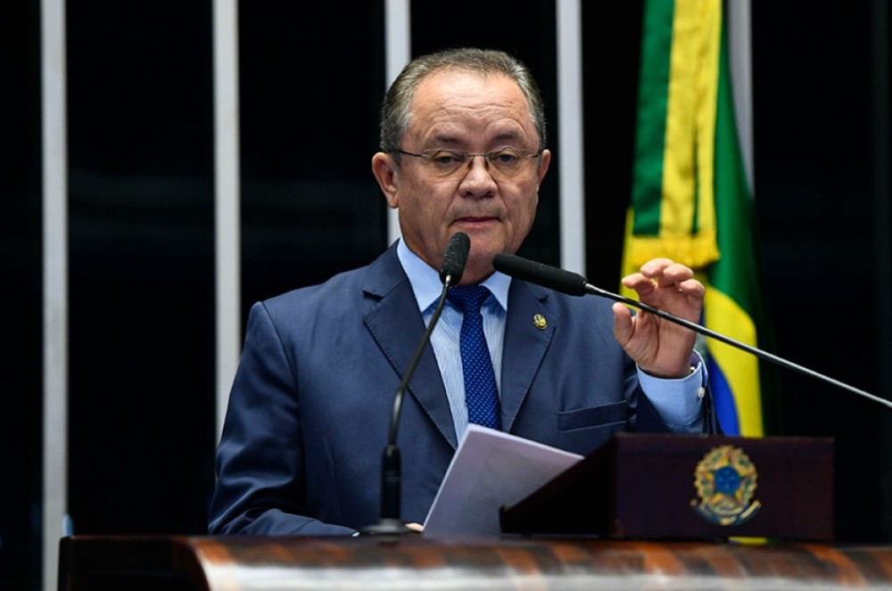 Zequinha expressa preocupação com aumento da importação de laticínios