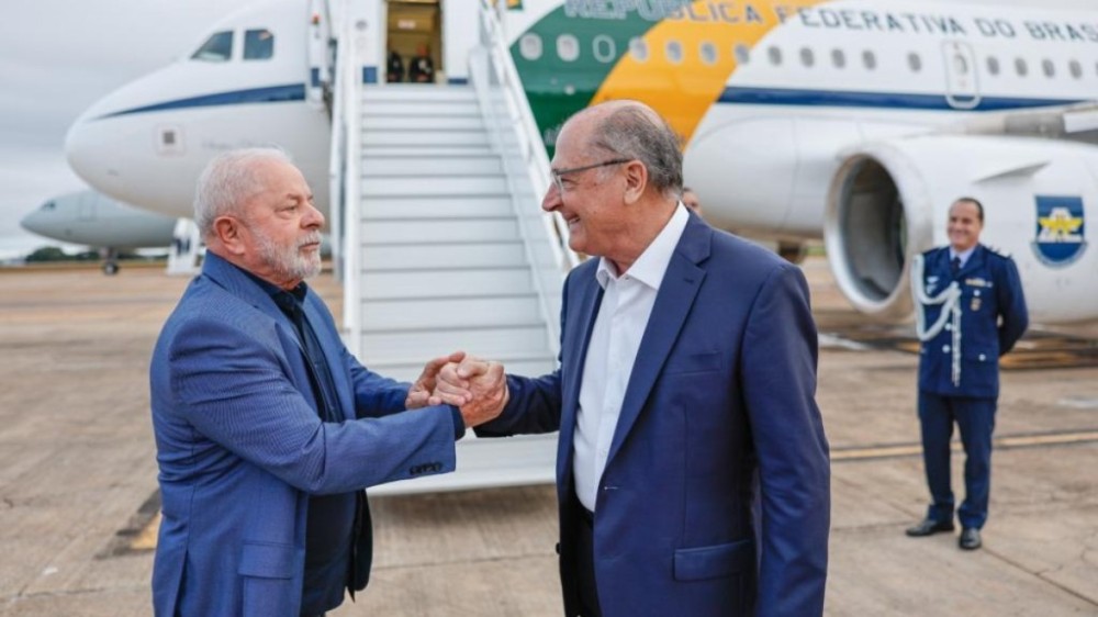 Lula viaja para Cuba nesta sexta para encontro de nações emergentes