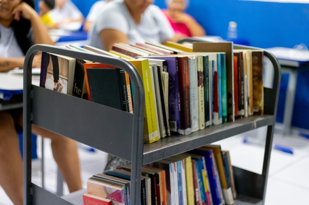 Remição pela leitura abre oportunidades para recuperandas na penitenciária Ana Maria do Couto May