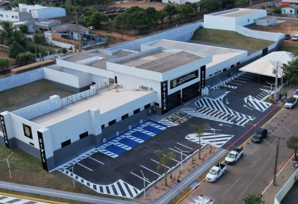 Homem que tentou matar companheira afogada e asfixiada é preso em flagrante pela Polícia Civil