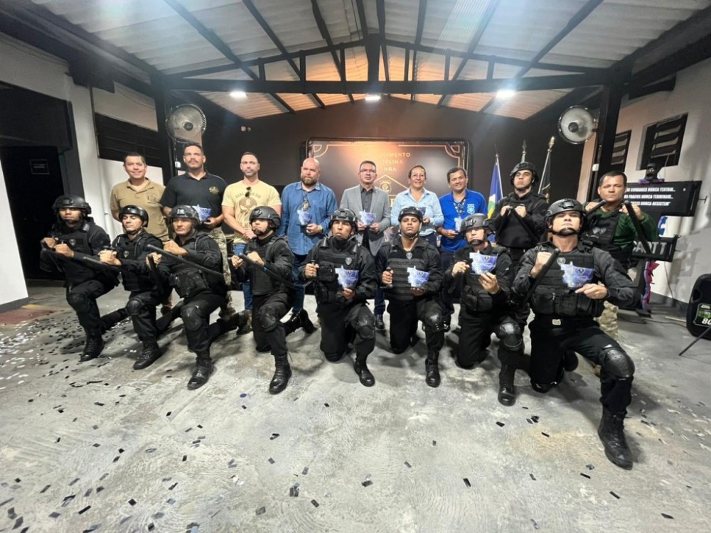 Policiais penais e agentes socioeducativos concluem curso para uso de arma não letal