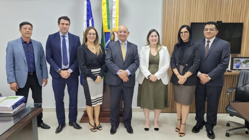 Comitiva do Judiciário de Roraima visita Corregedoria-Geral da Justiça de MT