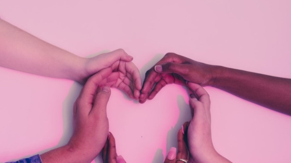Descubra qual signo combina com Libra no amor