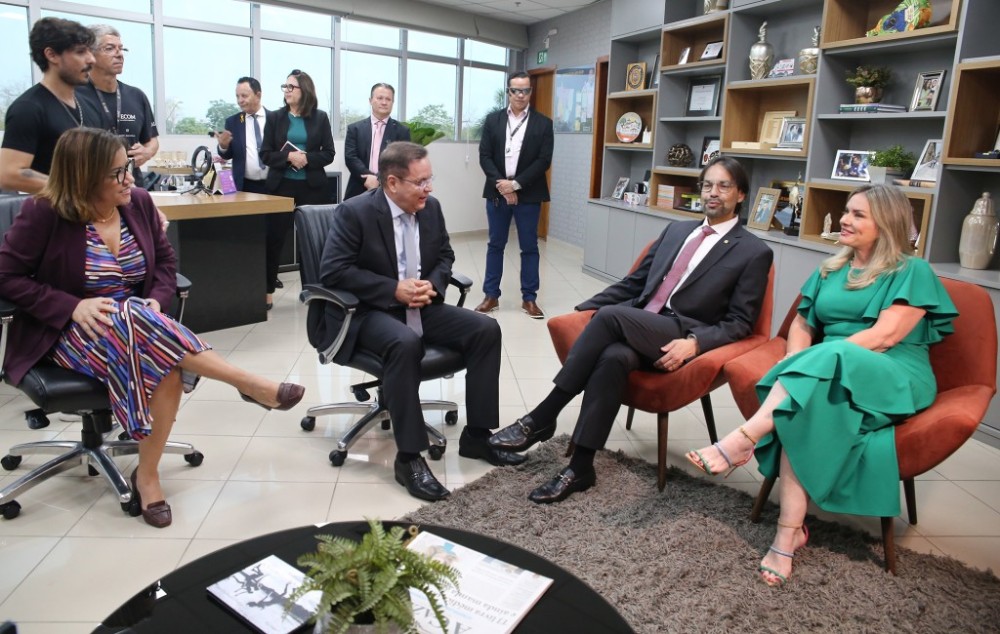 Presidente e a vice da União Nacional dos Legisladores visitam a Assembleia Legislativa de Mato Grosso
