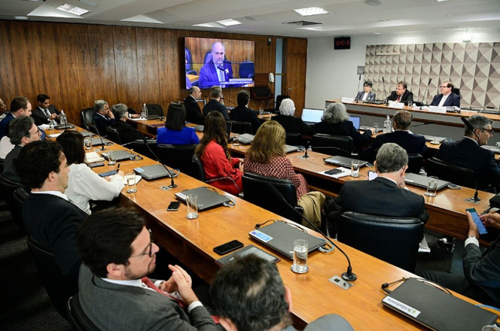 Comissão de juristas que atualiza Código Civil aprova plano de trabalho