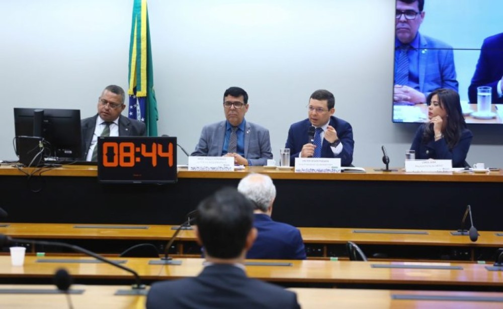 Especialistas divergem sobre possibilidade de a Justiça do Trabalho julgar crimes