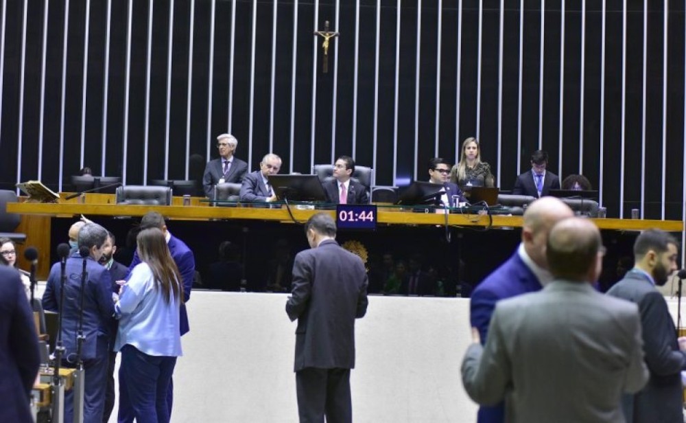 Congresso está reunido para analisar vetos presidenciais; acompanhe