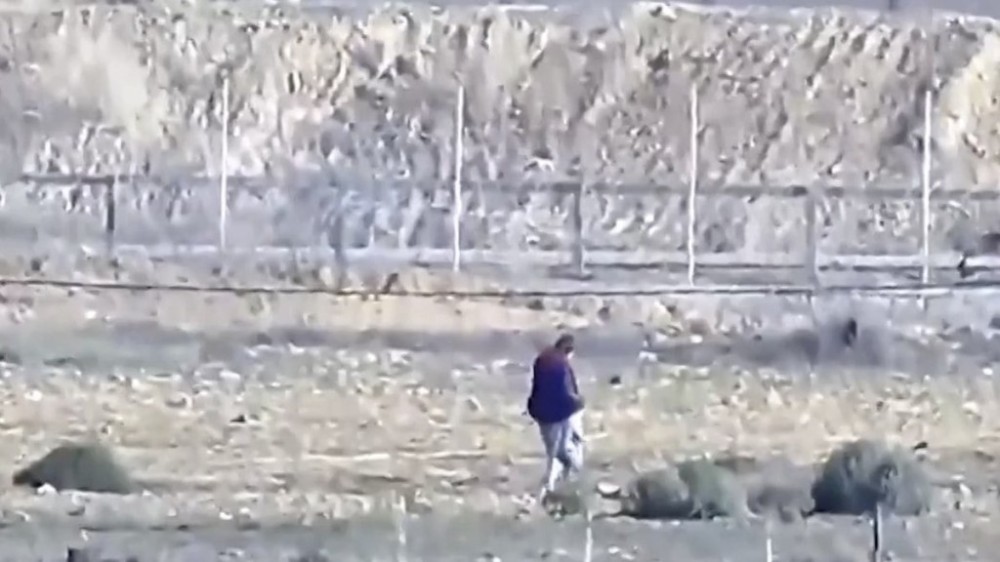 Vídeo do Hamas parece mostrar refém e duas crianças sendo soltas