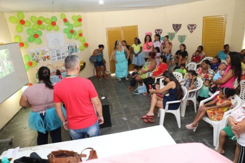 Programa Criança Feliz traz cantigas de roda em outubro