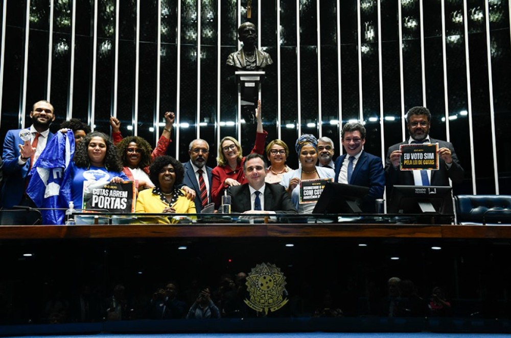 Senado aprova atualização da Lei de Cotas
