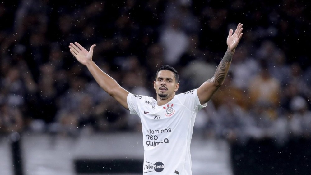 Corinthians e Santos empatam em clássico acirrado nos acréscimos, mantendo ambos ameaçados de rebaixamento no Brasileirão