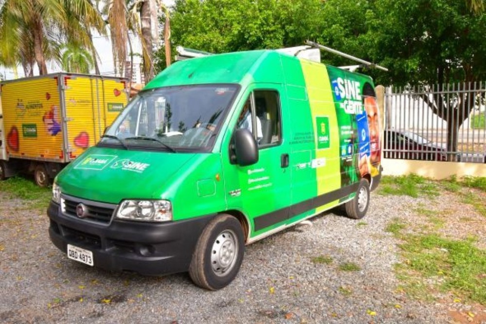 Van do Sine da Gente leva oportunidades de emprego à comunidade do bairro Novo Matogrosso e região nesta terça (31)