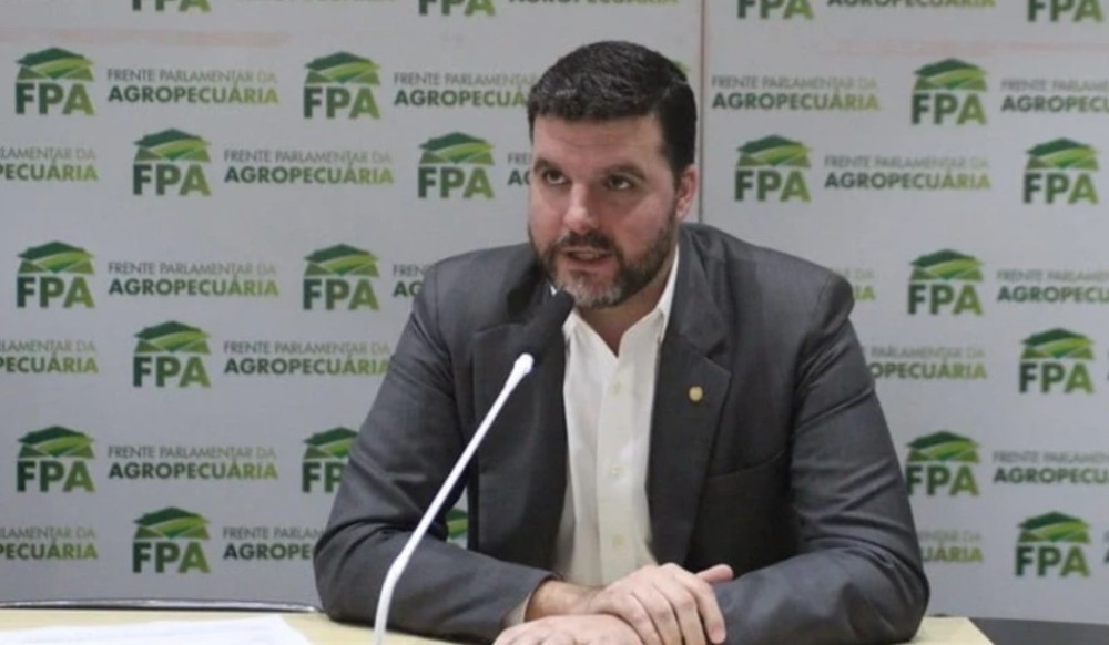 Líderanças protestam contra questões ideológicas e desinformantes e do Enem