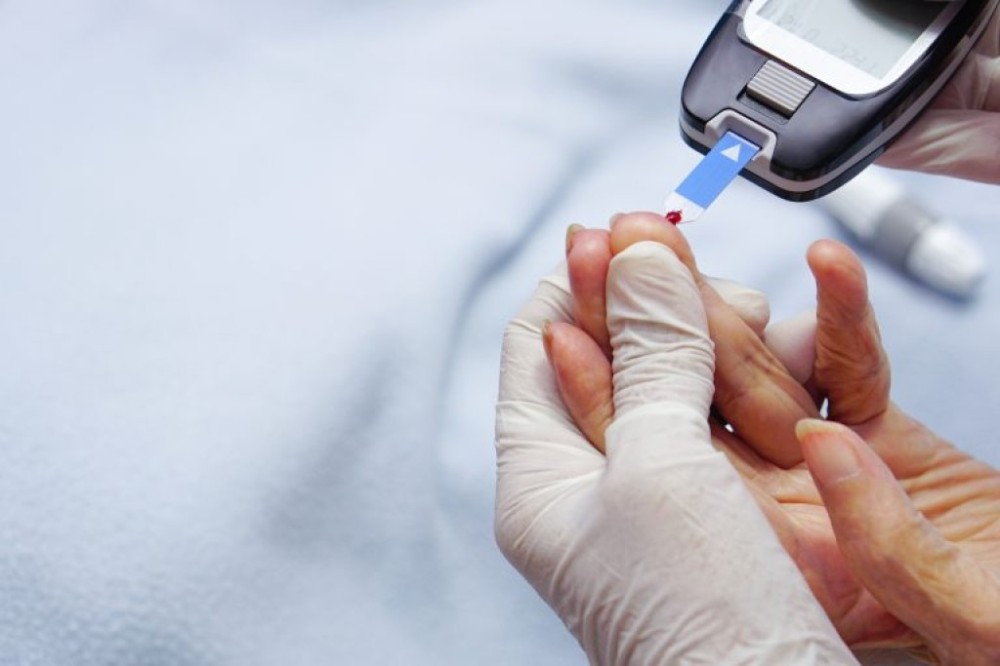 Projeção de frases no prédio do Congresso lembra o Dia Mundial do Diabetes