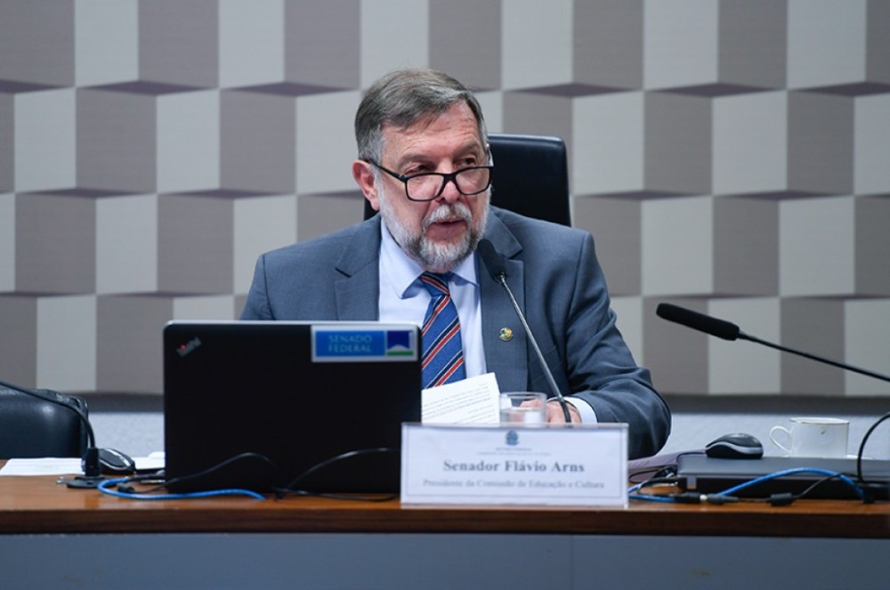Comissão aprova política de indução à docência na educação básica