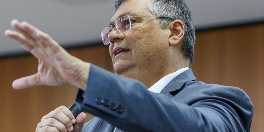 PF é independente para apurar suspeita de terrorismo, garante Dino