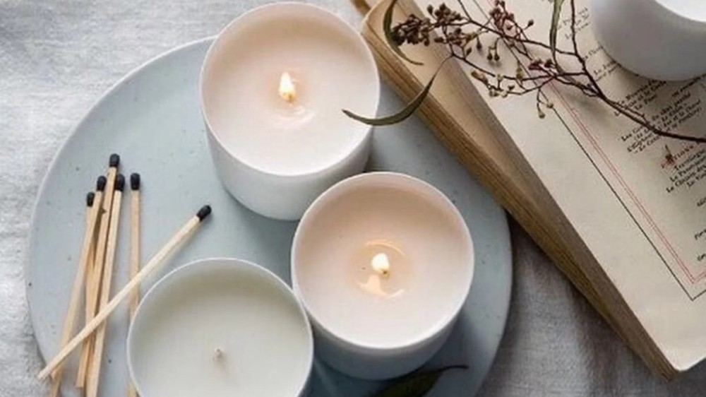 Velas aromáticas contribuem para a saúde mental e o bem-estar