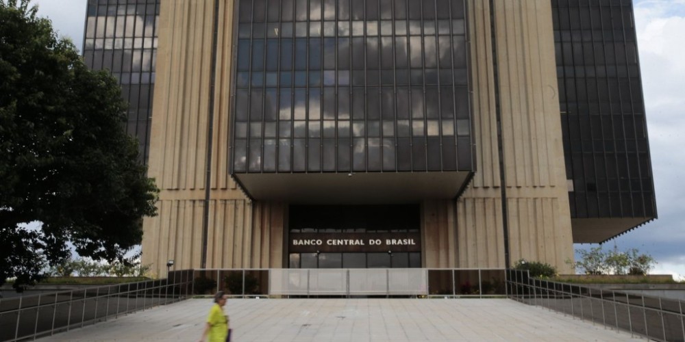 Mercado reduz previsão da inflação de 4,63% para 4,59% este ano 