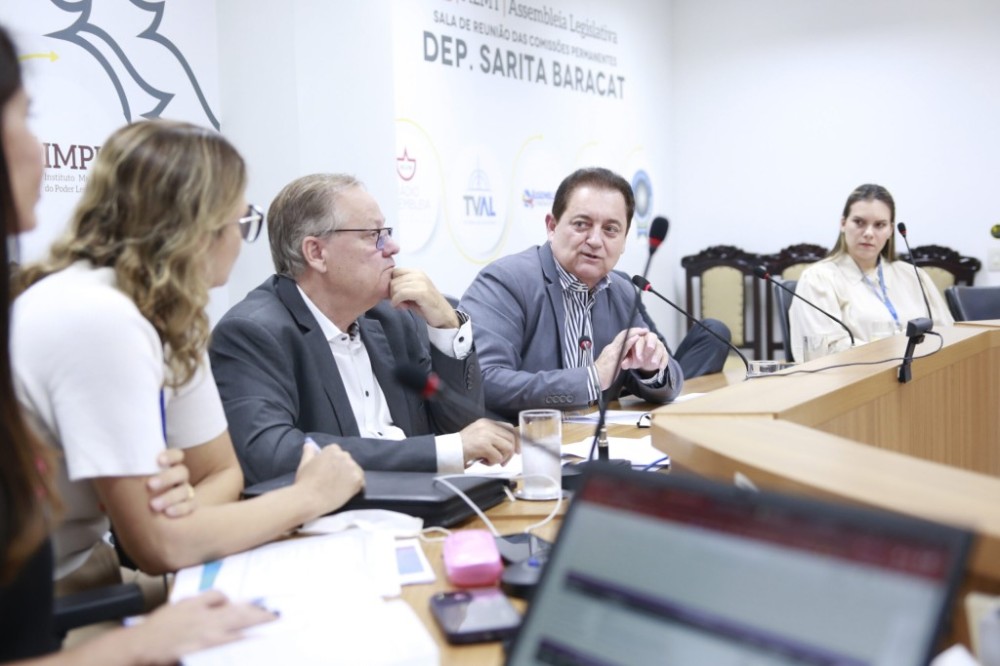 Comissão discute transparência na política estadual de regulação do SUS em Mato Grosso